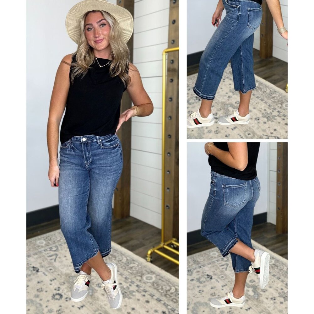 Risen -  Wide Leg Crop Zig Zag hem Denim